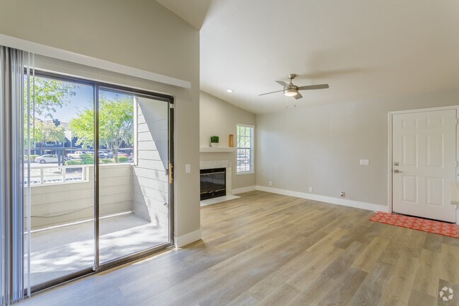 1HAB,1BA - 829&nbsp;ft² Azalea - Slate Creek