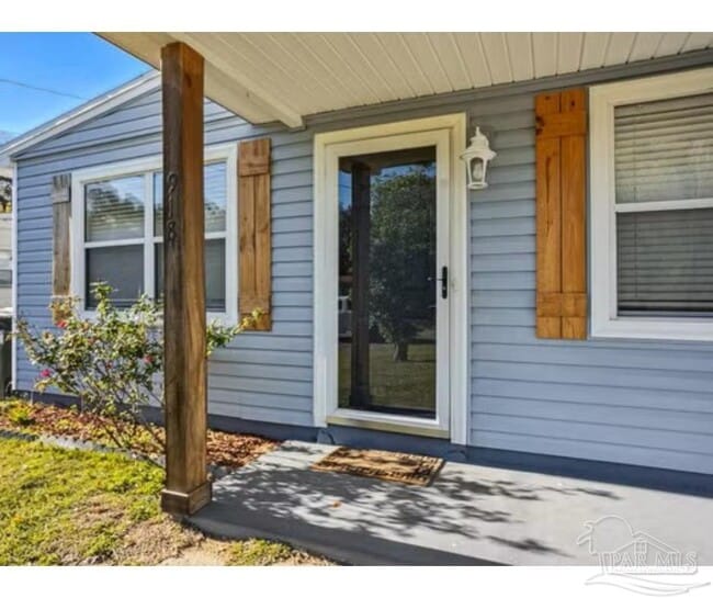 Photo - 918 Fremont Ave