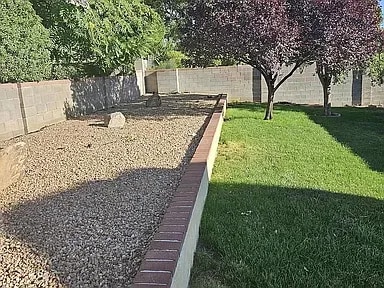 Photo - 2528 Landman Dr NE