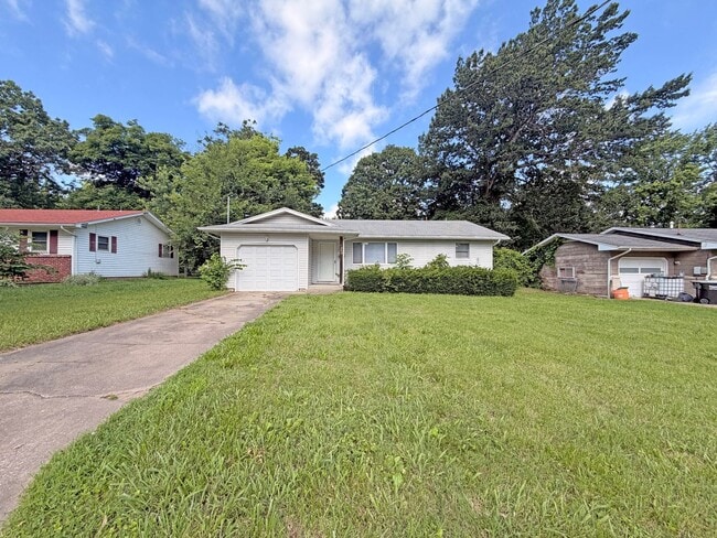 Photo - Great Location - 3 bedroom home available!