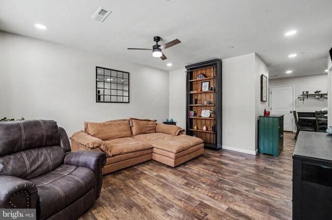 Photo - 519 Byler Cir