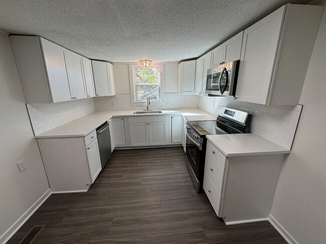 Photo - 2 Bed, 1 bath in Central