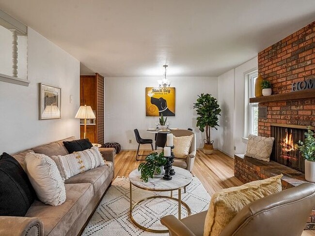 Photo - 2 Bed and 1 bath charming and move-in-ready home