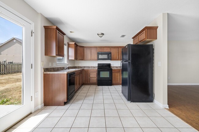 Photo - 137 May Apple Rd