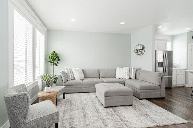 Photo - 1654 Angela St Unidad ID1250645P