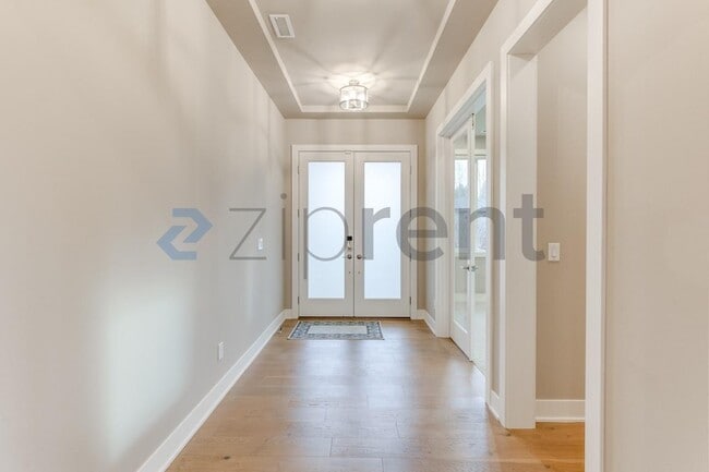 Photo - 24308 NE 24th St