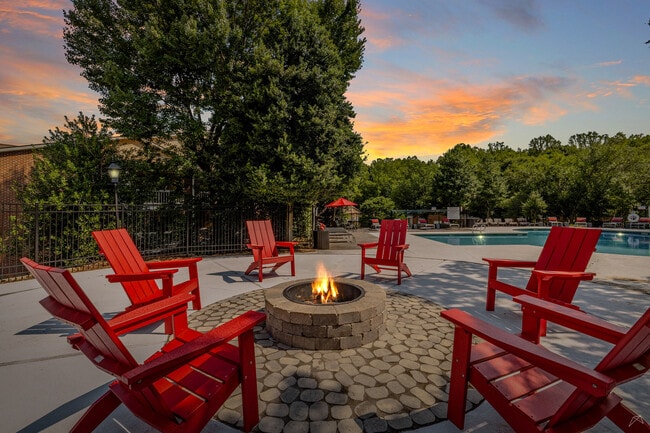 Pool-Side Fire Pit at Cardinal Apartments - Cardinal Apartments