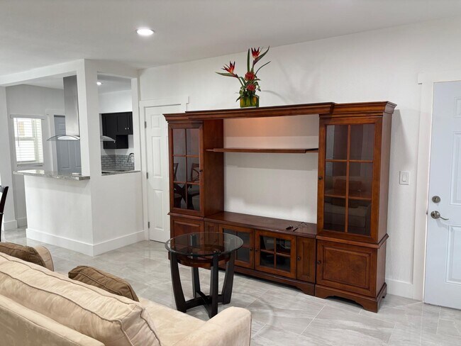 Photo - 7115 Rue Granville Unit #C