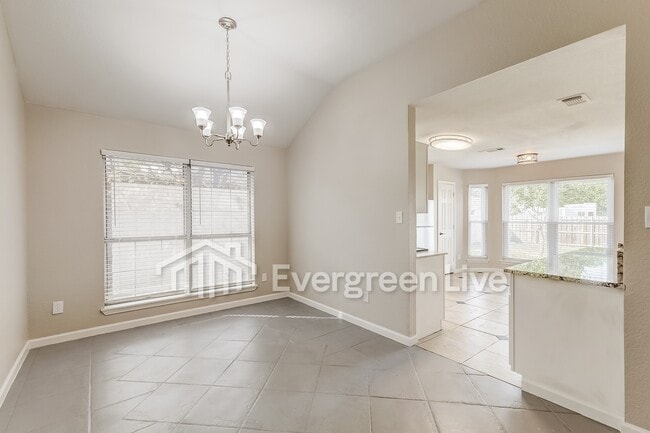 Photo - 4643 Yellowleaf Dr