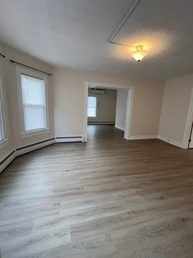 Photo - 211 Spring St Unit 1st Floor