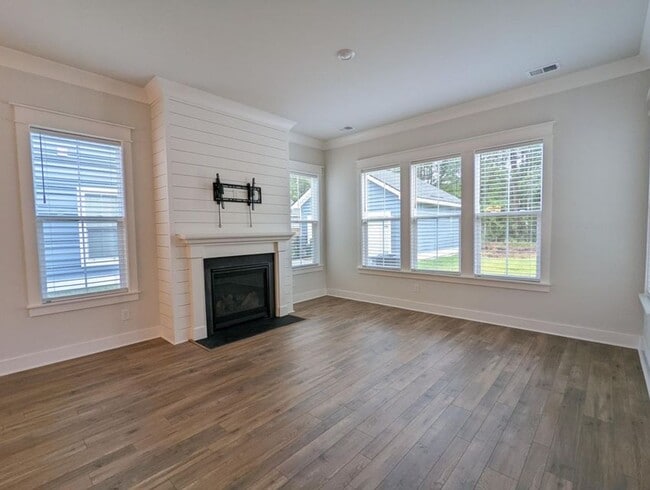 Photo - Beautiful 4 Bedroom Home Located on John's...