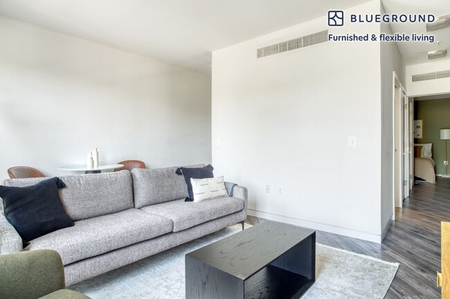 Photo - 2101 Champlain St NW Unit FL2-ID280