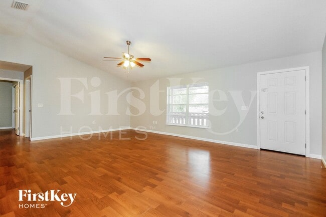 Photo - 8240 Stoner Rd