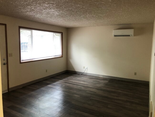 1321 Z St