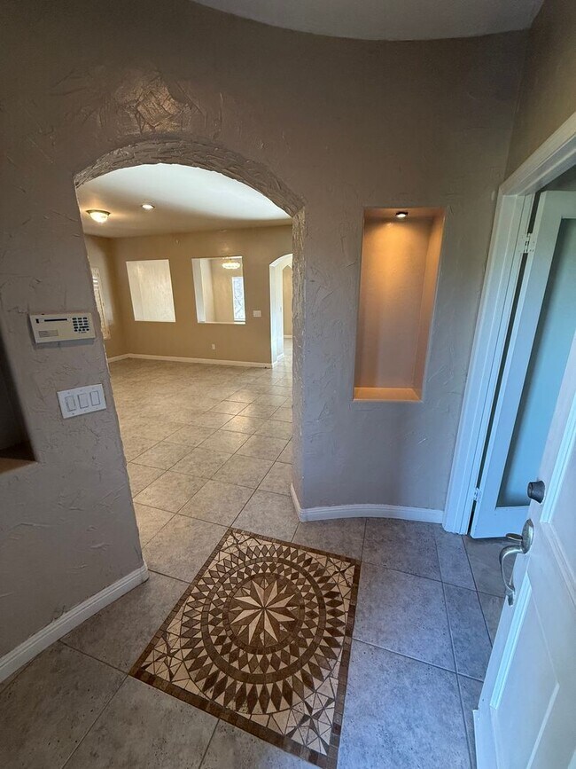 Photo - Elegant 3-Bedroom Home in Seven Oaks