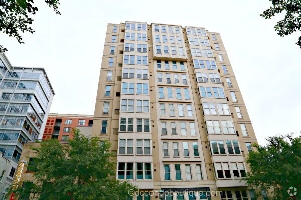Building Photo - 715 6th St NW Rental