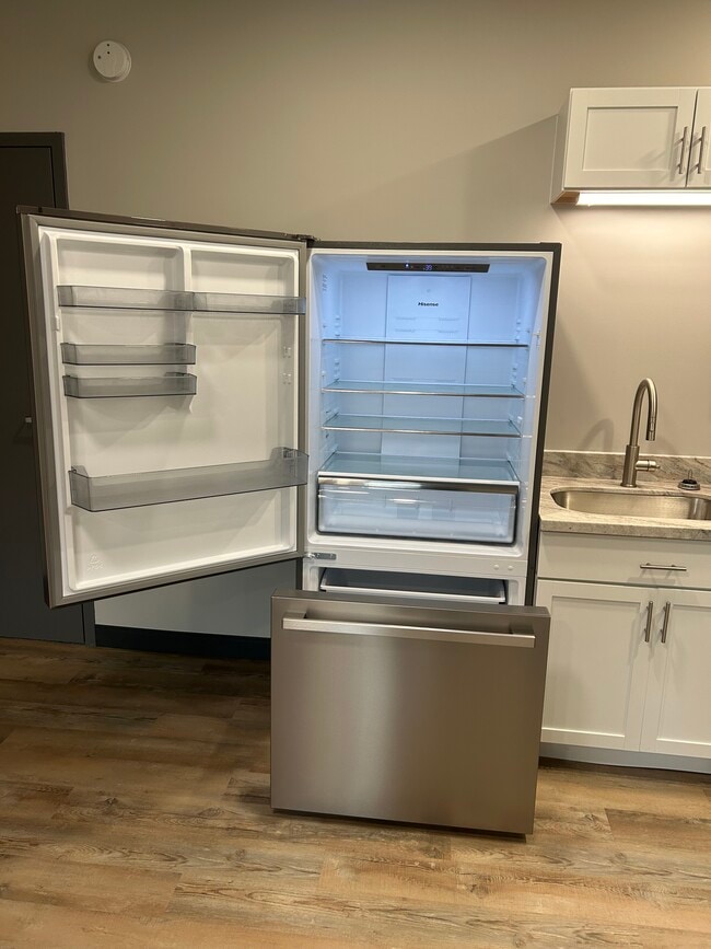 Photo - Juniper Hills Apartments