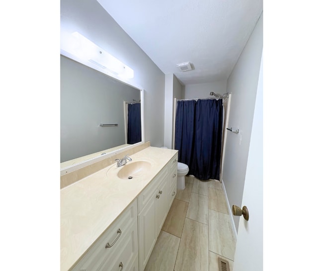 Photo - 8881 Millard Lee Ln Unit 105