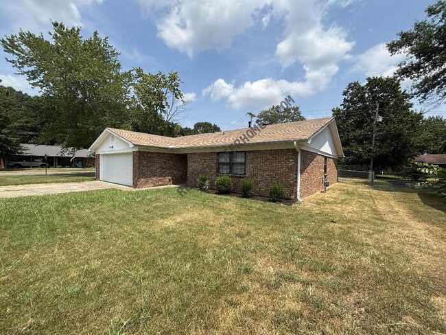 Photo - 814 King Pl