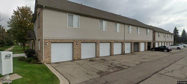 Photo - 2216 Frazho Rd