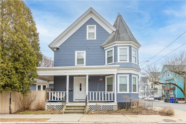 Photo - 18 Berkley St