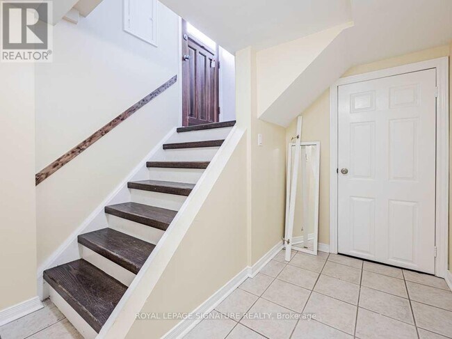Photo - 87 Watson St