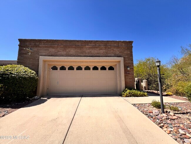 Building Photo - 7300 East Calle Alba Serena