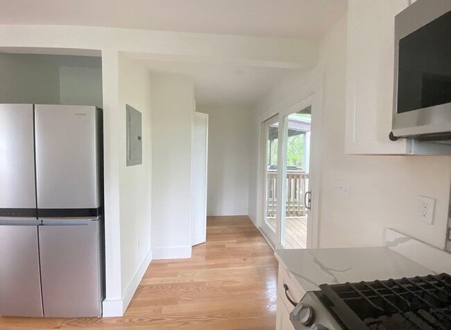 Photo - 444 Sumner St Unit 3