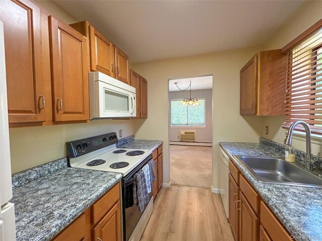 Photo - 5 Loudon Dr Unit 9