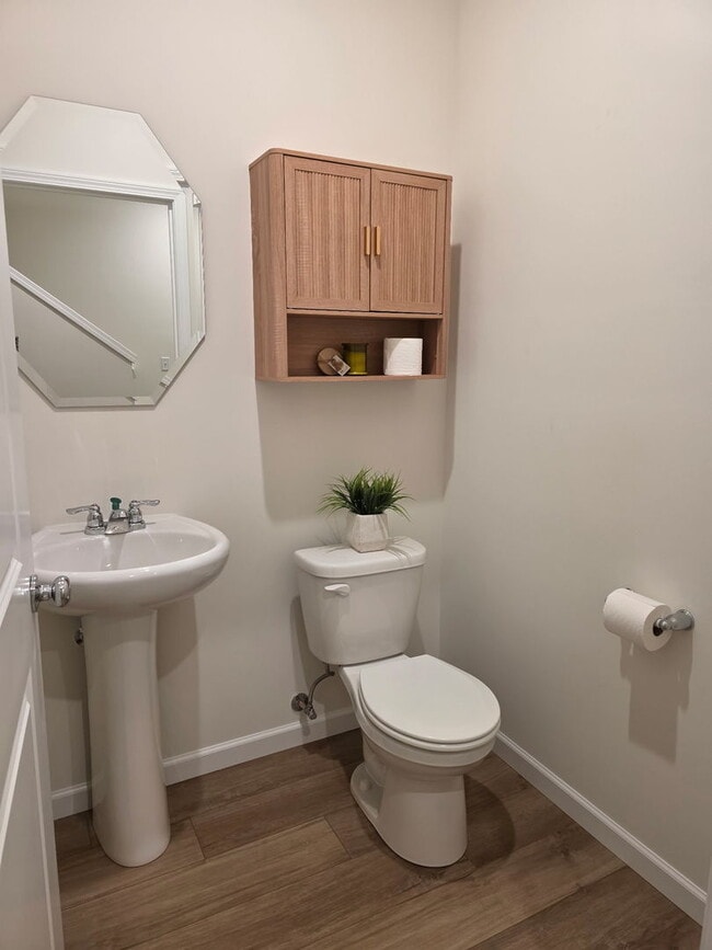 Photo - 5933 Hawkweed Dr