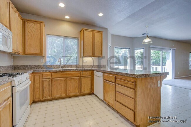 Photo - 4923 Windsor Village Ln