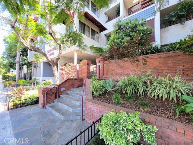 Photo - 730 W 4th St Condo Unit 412