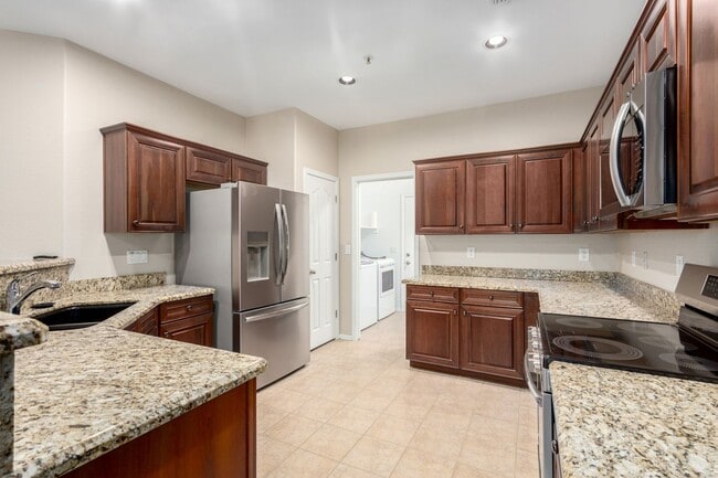 Building Photo - 3 Bedroom in Hunter Ridge Rental