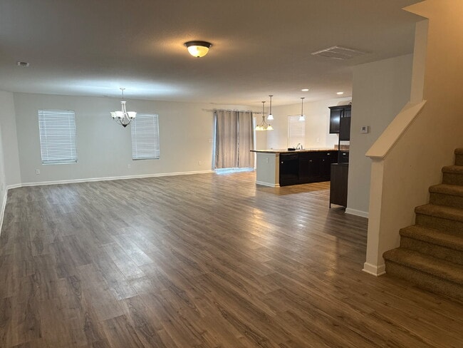 Photo - 101 Winstead Cir