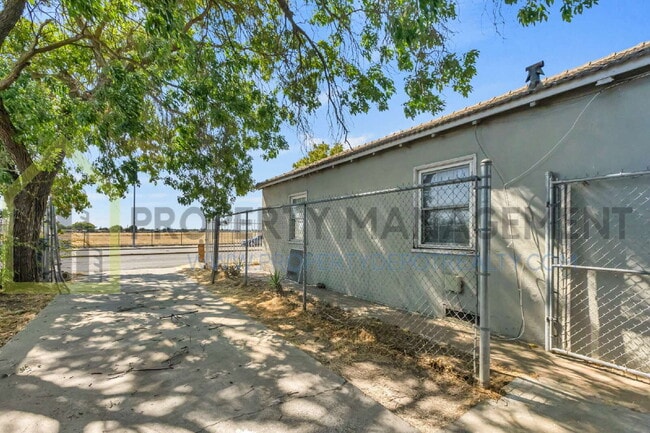 Photo - Charming 2-Bedroom Bungalow in Sacramento