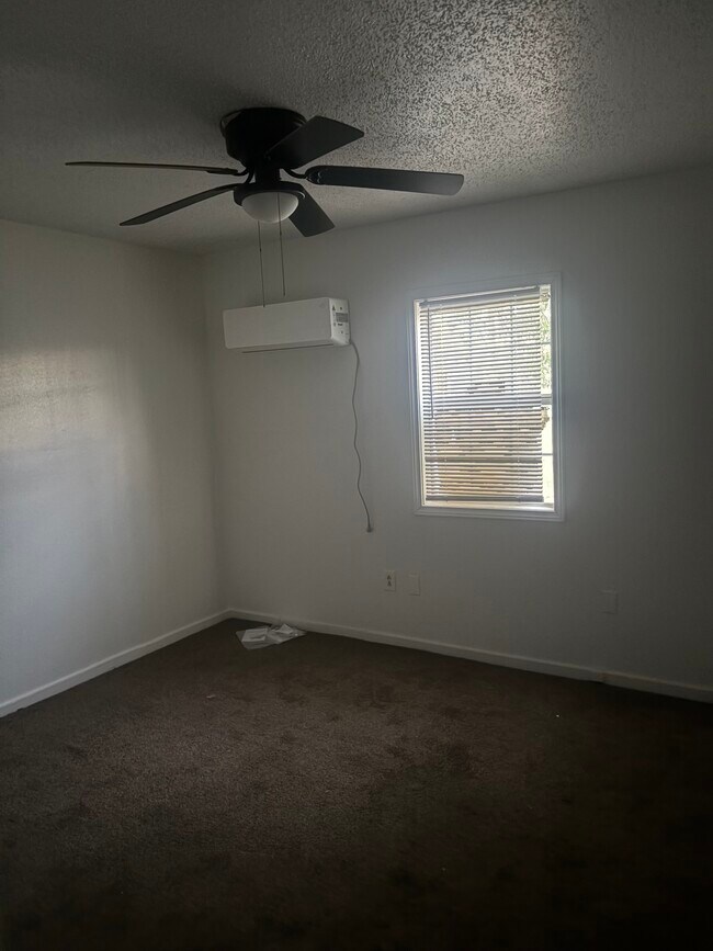 Photo - 1803 49th St