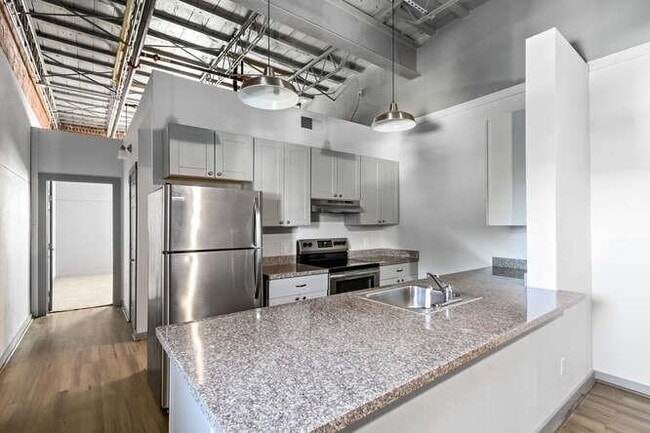 Photo - 612 W Texas Ave Unit 204