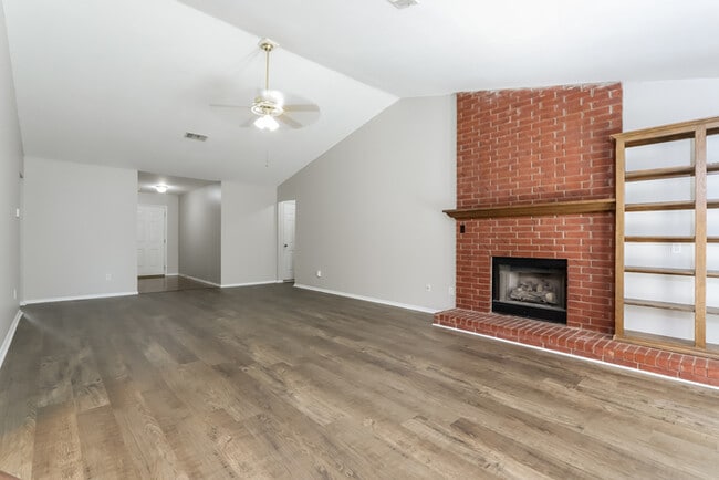 Photo - 2106 Cherry Creek Cir