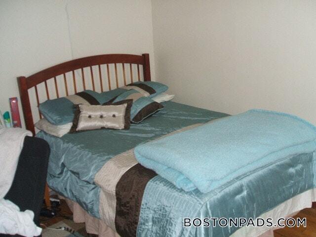 Photo - 126 Warren St Unidad 14