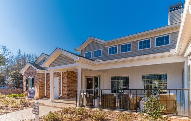 Photo - Groves of Lawrenceville