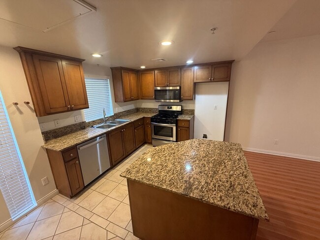 Photo - KES4609 Unidad KES4609#102B