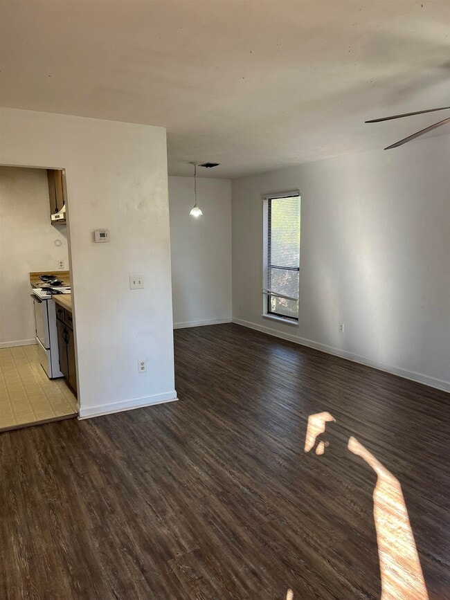 Photo - 2007 Bradford Ct