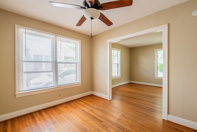 Photo - 4704 Evans Ave Unidad A