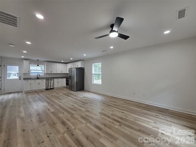 Photo - 163 Hillcrest Rd