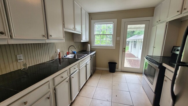 Photo - Pet Friendly 3 Bedroom Cottage in Southdowns