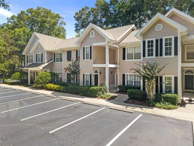 Building Photo - 10000 SW 52nd Ave Unit 77