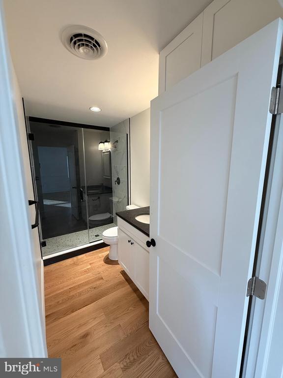 Photo - 29428 Sullivan St