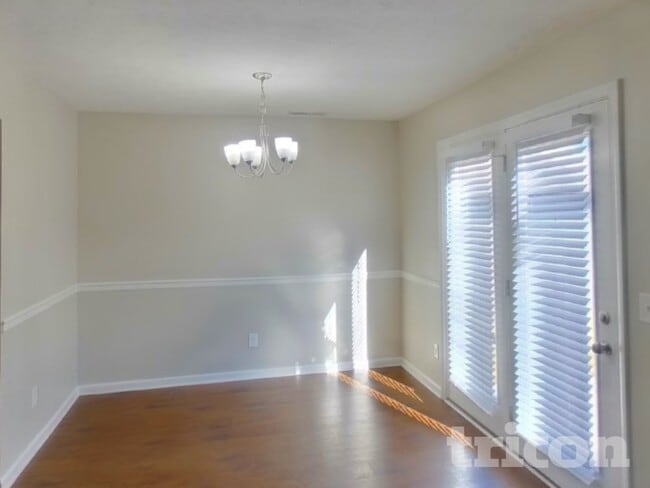 Photo - 916 Coolidge Ct