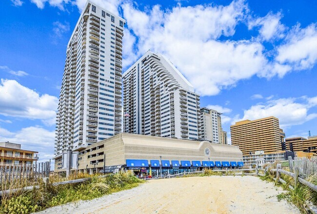 Building Photo - 3101 Boardwalk Unit 1401 Rental