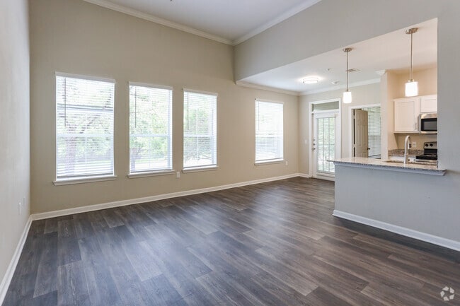 3 BR, 2 BA - 1,352 SF